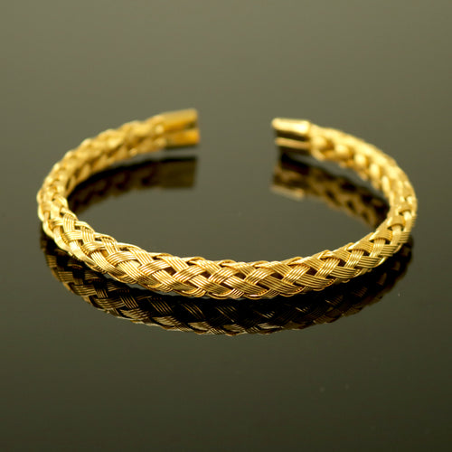 Classic One-Carat Gold Mesh / Screw Bangle for Women